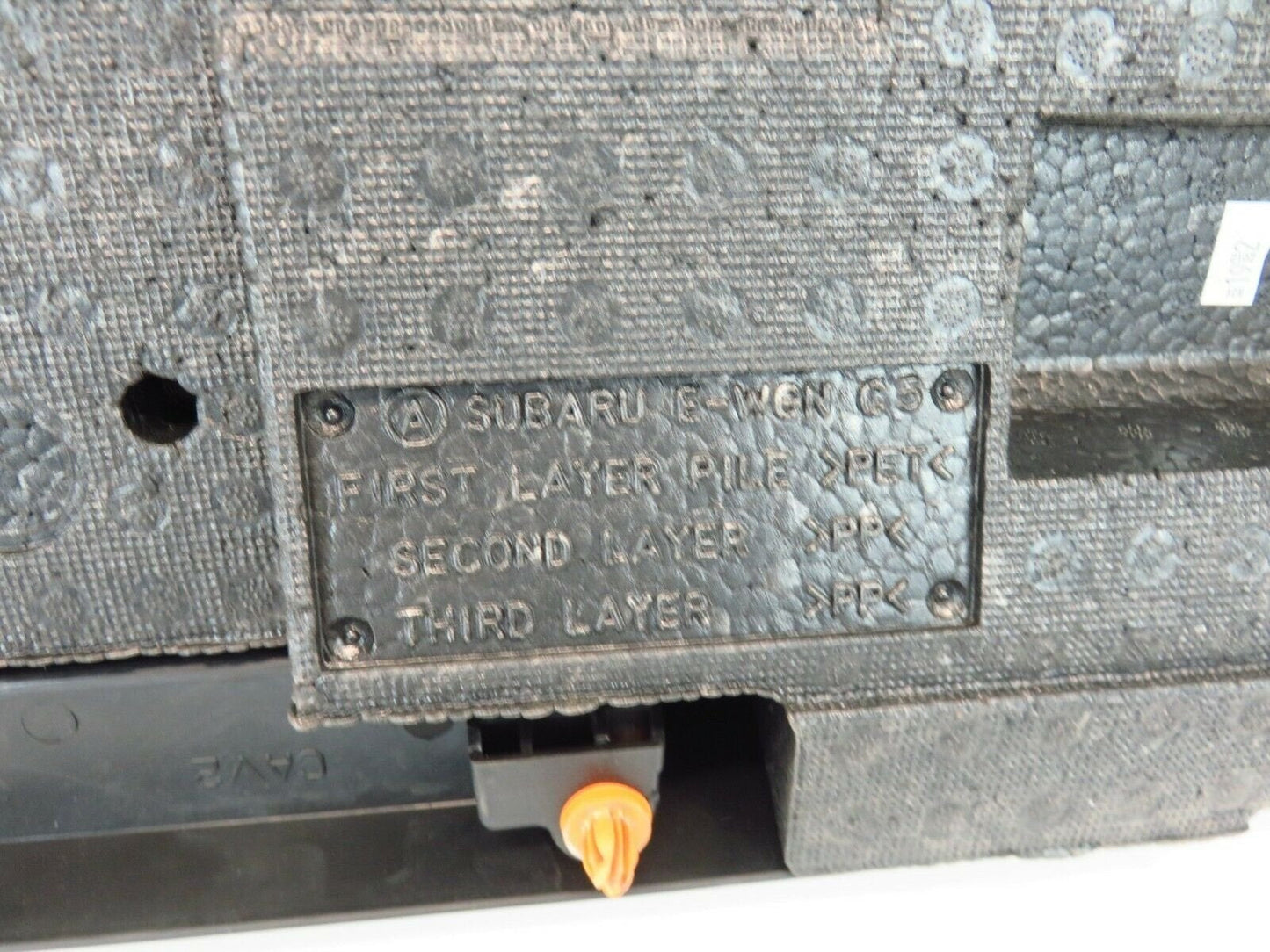 2013-2014 Subaru Outback Trunk Cargo Carpet Cover Foam Rear Hatch Center 584165