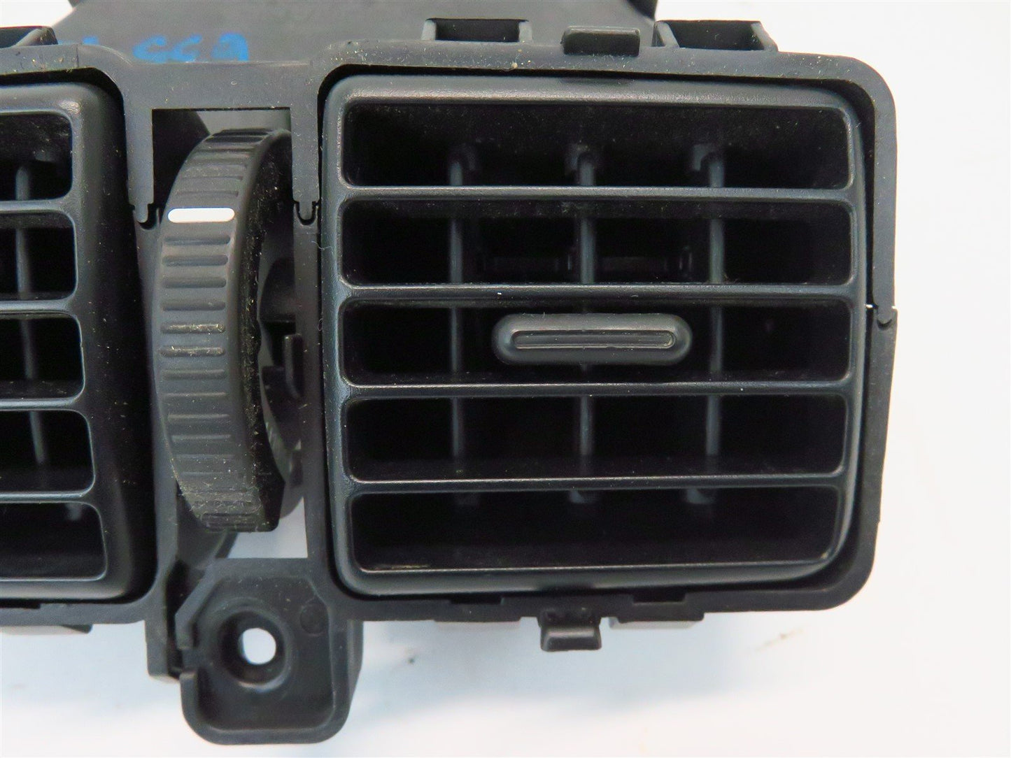 2013-2014 Subaru Outback Center Console Rear Vents Air Heat Vent 13-14