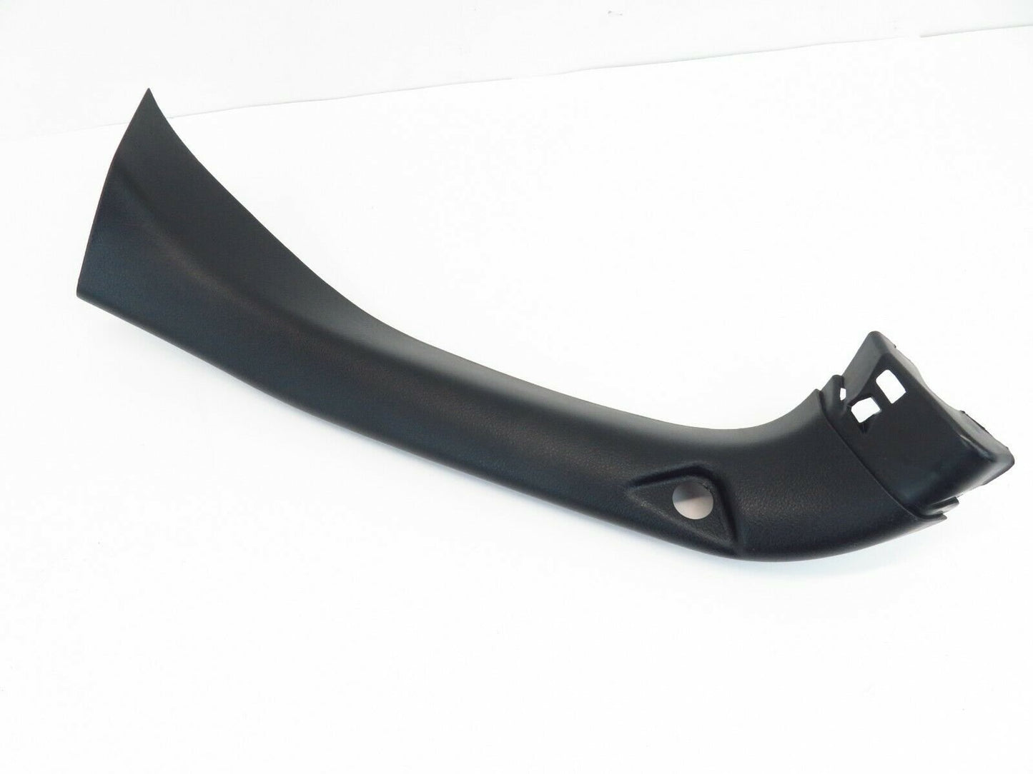 2015-2019 Subaru Outback Driver Rear Hatch Trim Panel Side LH Lift Gate 15-19