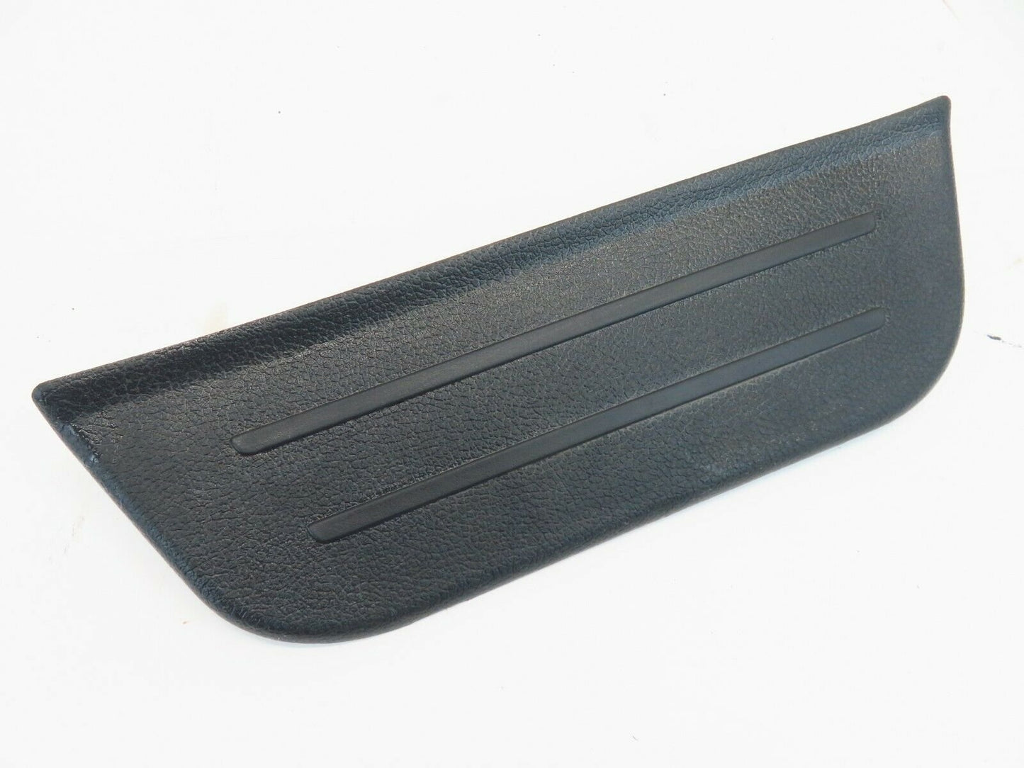 12-17 Hyundai Veloster Passenger Door Sill Step Scuff Plate Rear RH 85895-2V000