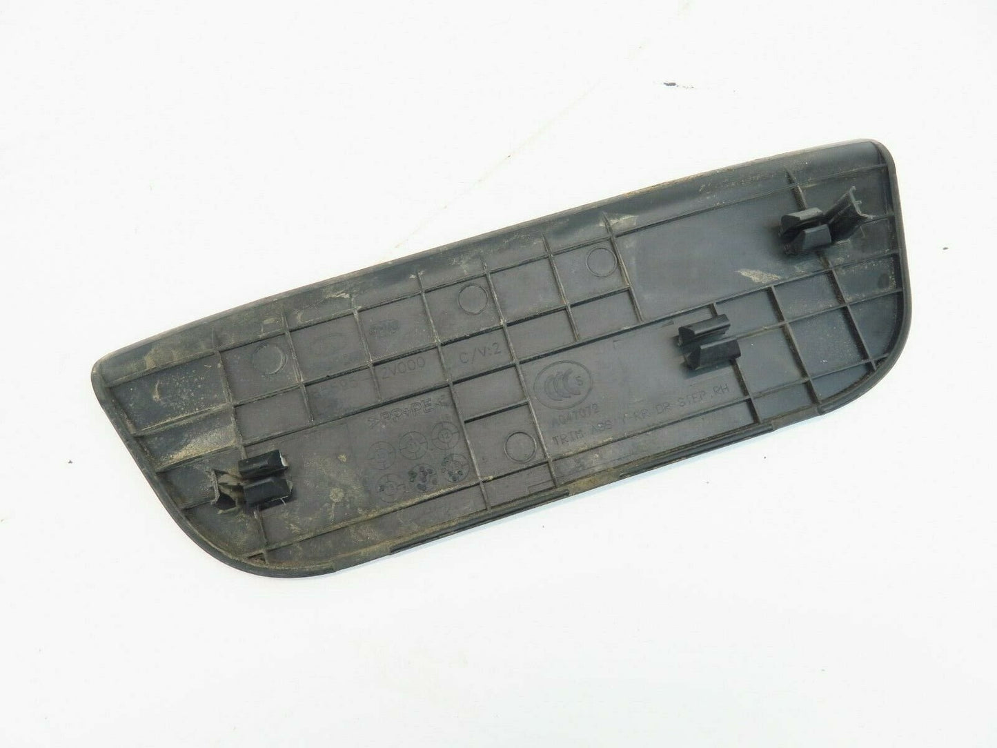 12-17 Hyundai Veloster Passenger Door Sill Step Scuff Plate Rear RH 85895-2V000