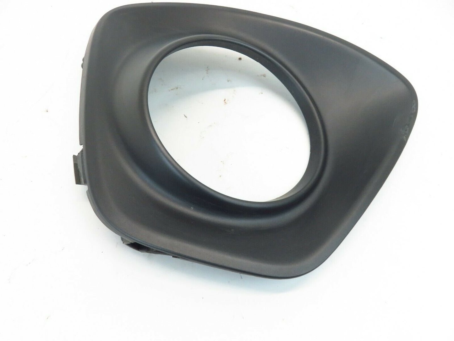 2012-2016 Hyundai Veloster Turbo Driver Fog Light Cover Trim Rear LH 86623-2V500