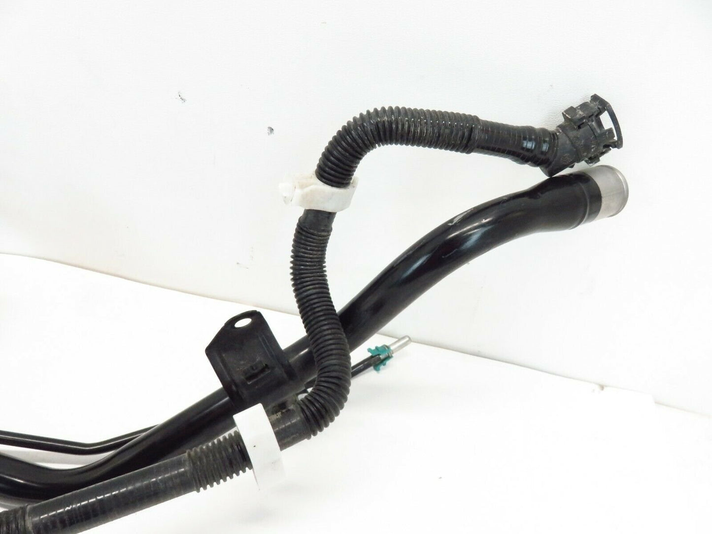 2018-2020 Subaru Crosstrek Gas Fuel Filler Neck 42066FL050 Tube Pipe 18-20