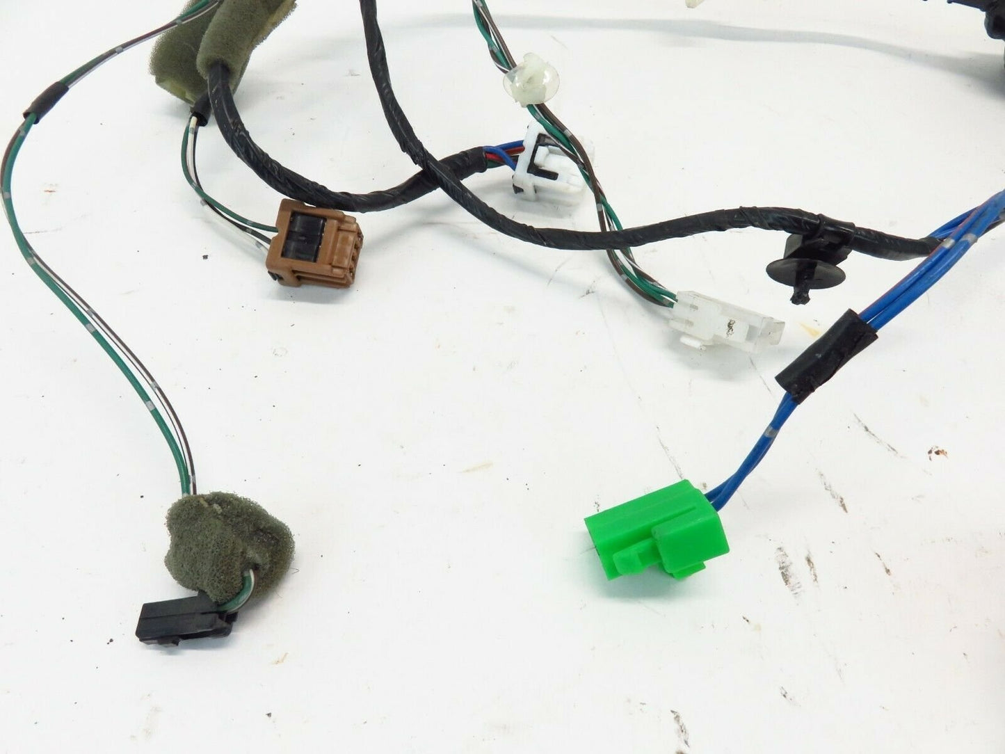 2000-2002 Subaru Legacy Outback Passenger Front Door Wiring Harness 81821AE51A