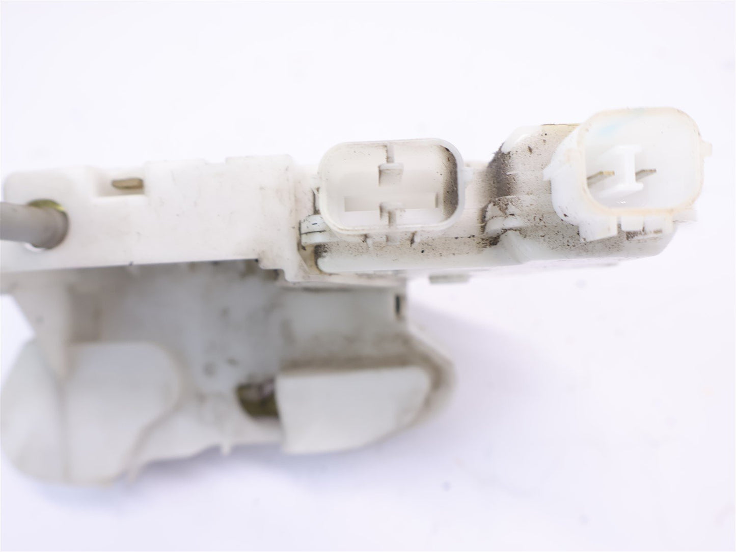 2005-2009 Subaru Legacy & Outback Passenger Front Door Lock Actuator Latch RH