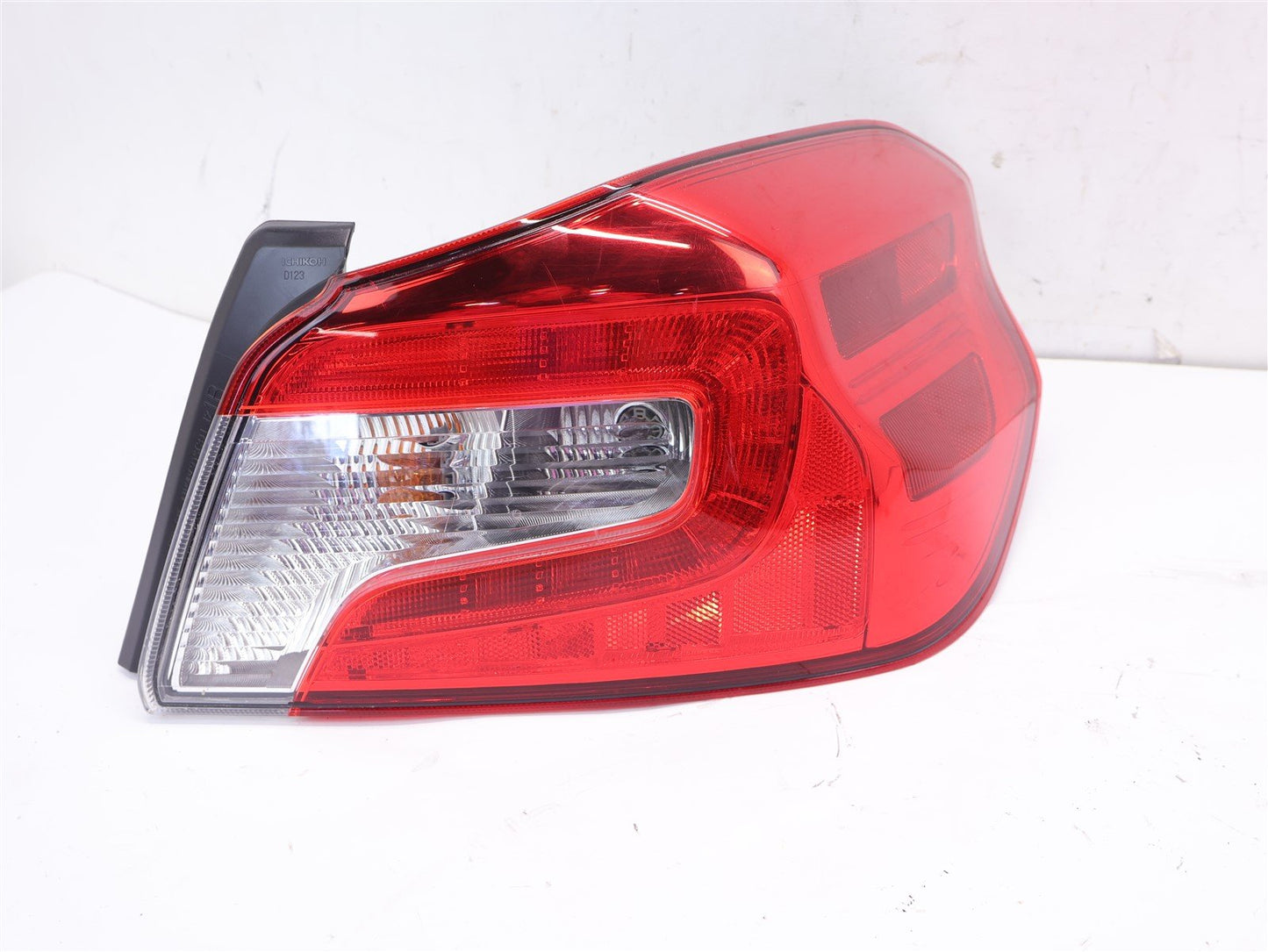 2015-2017 Subaru WRX Passenger Tail Light Rear 84201VA020 RH Tail Lamp OEM 15-17
