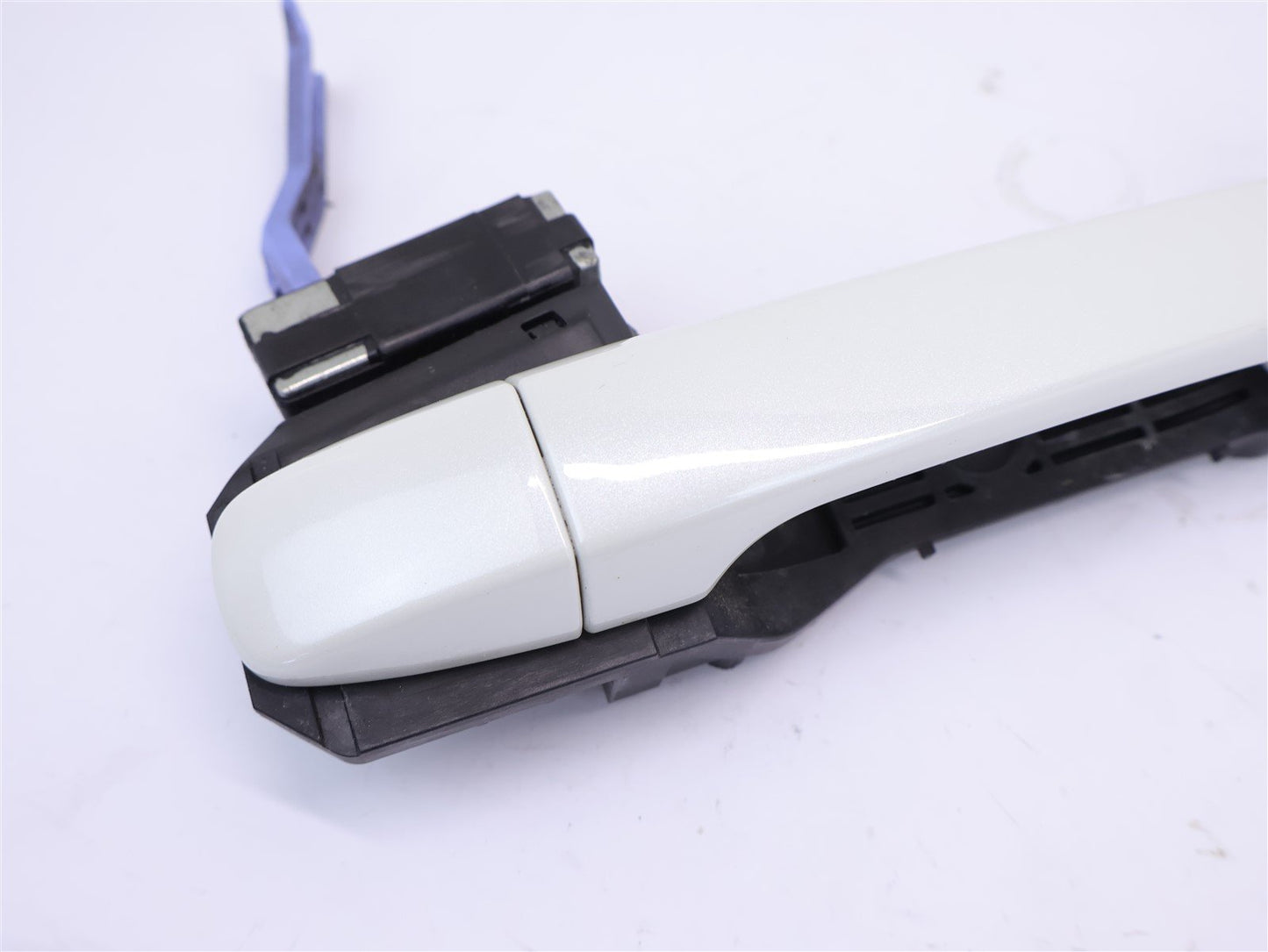 2015-2019 Subaru WRX Passenger Rear Door Handle Exterior RH Right White 15-19