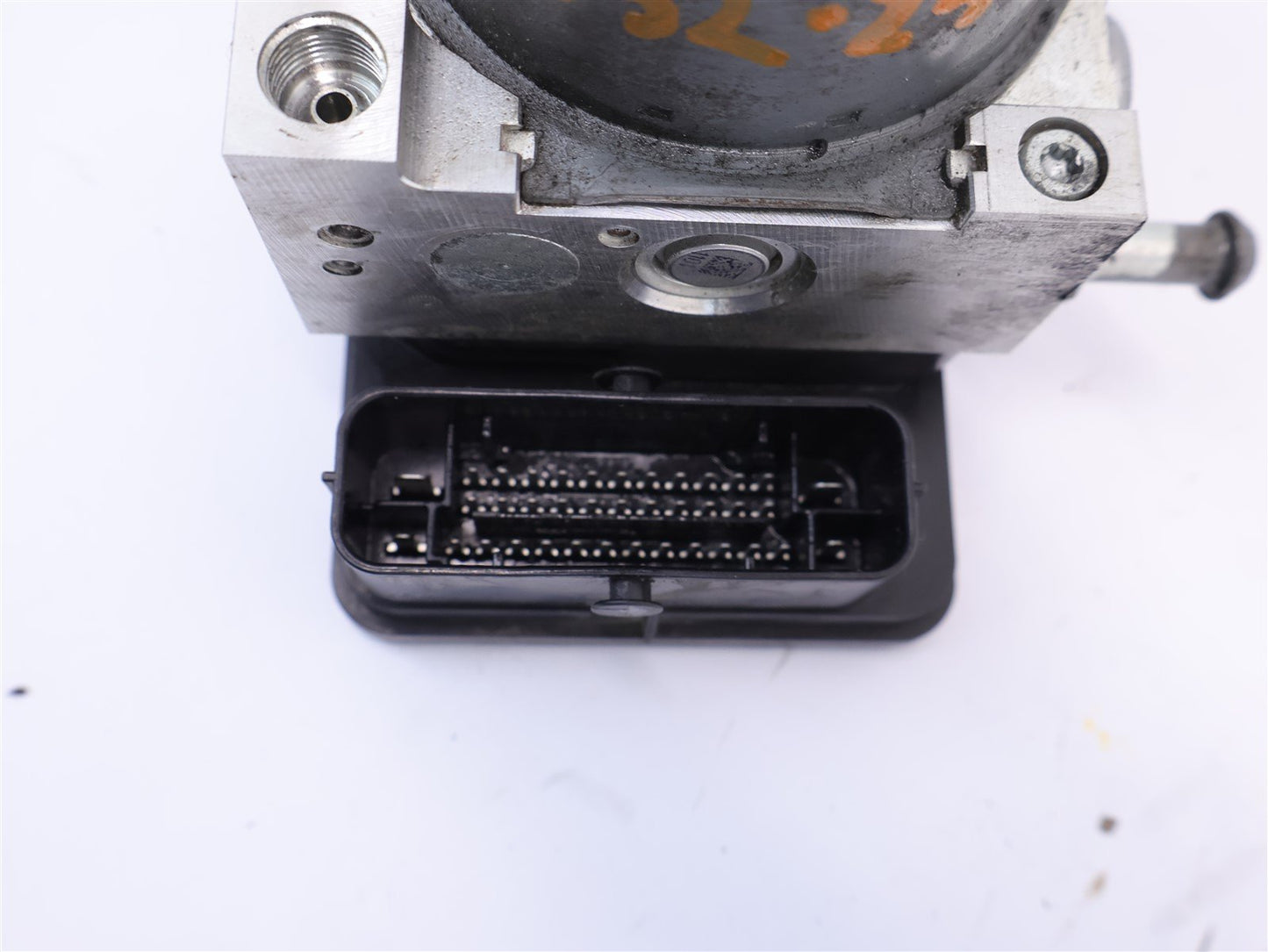 2015-2016 Subaru WRX Anti-Lock Brake Pump 27536VA020 ABS Module 15-16