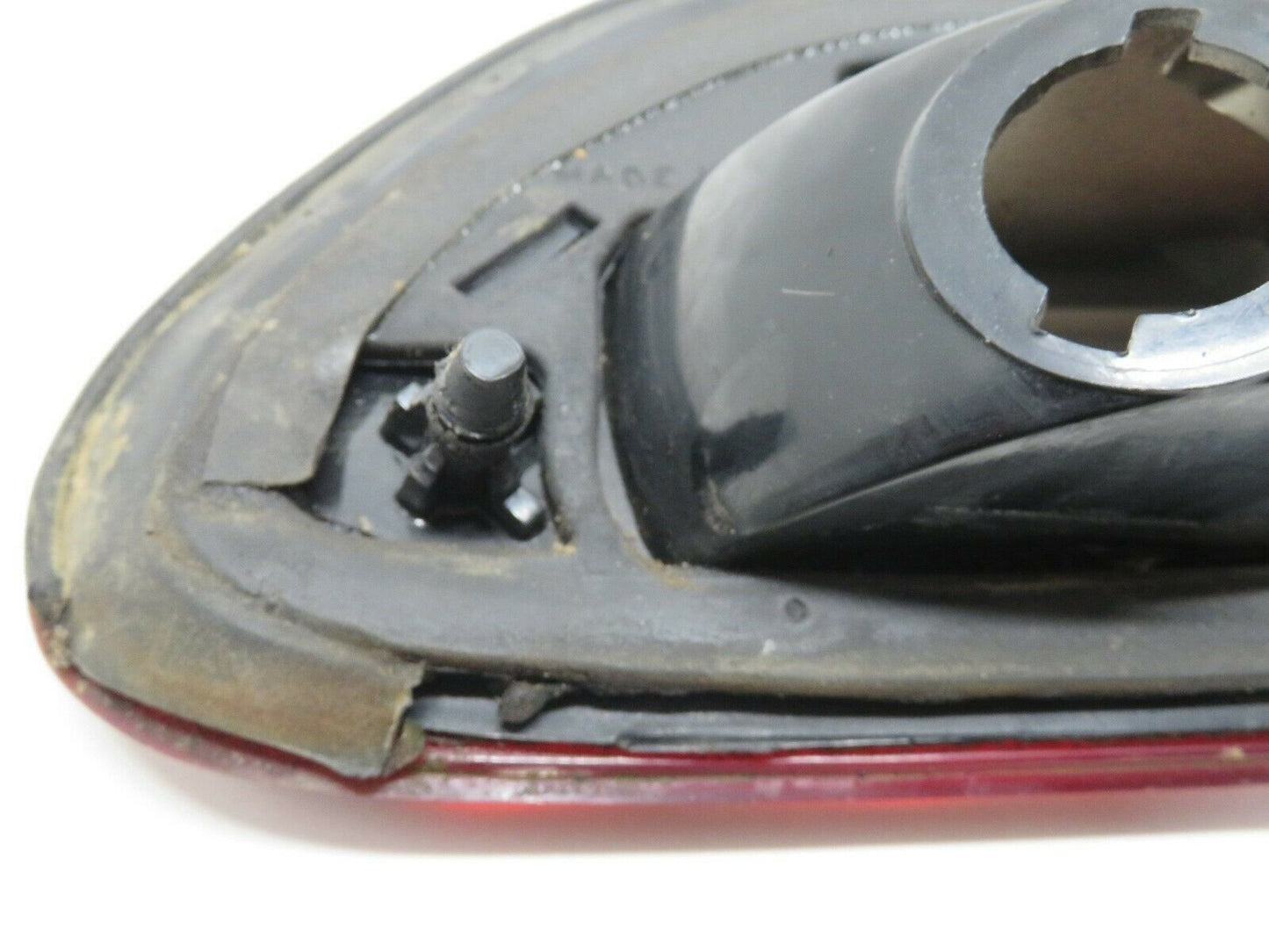 1995-1999 Chevrolet Cavalier Driver Tail Light Lid Mounted LH Left 95-99