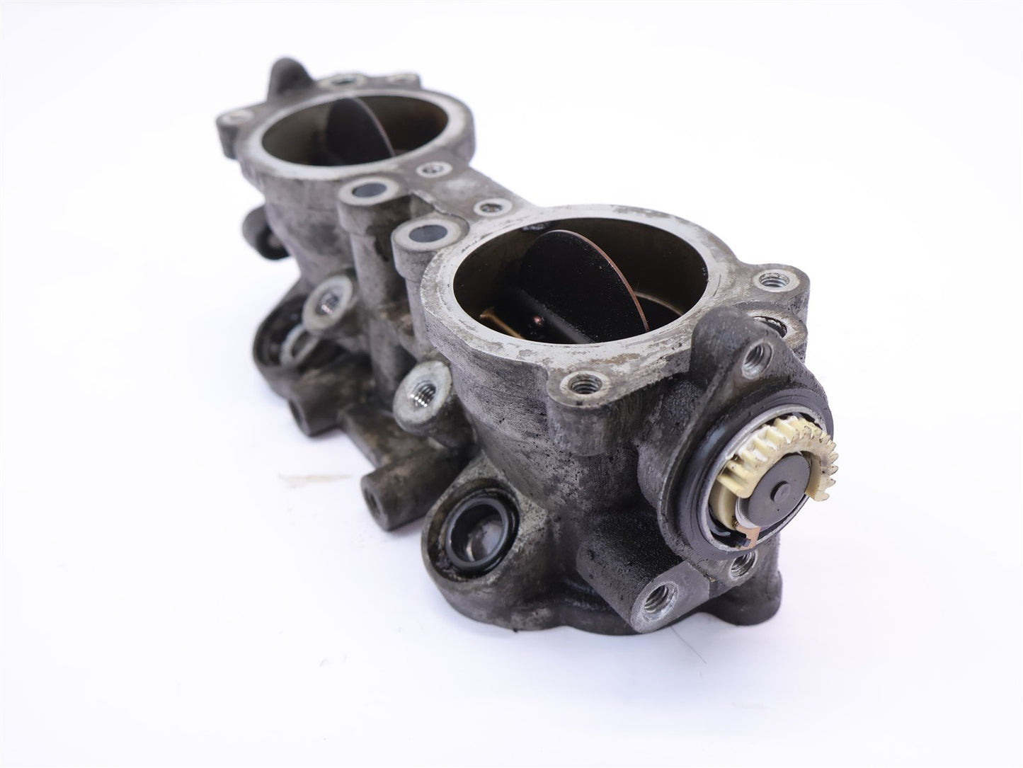 2005-2006 Subaru Legacy Outback XT TGV Tumbler Valve Generator Side Feed 05-06