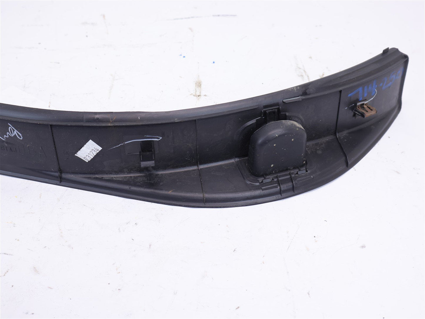2010-2014 Subaru Legacy Outback Passenger Rear Door Sill Trim RH 94061AJ06A