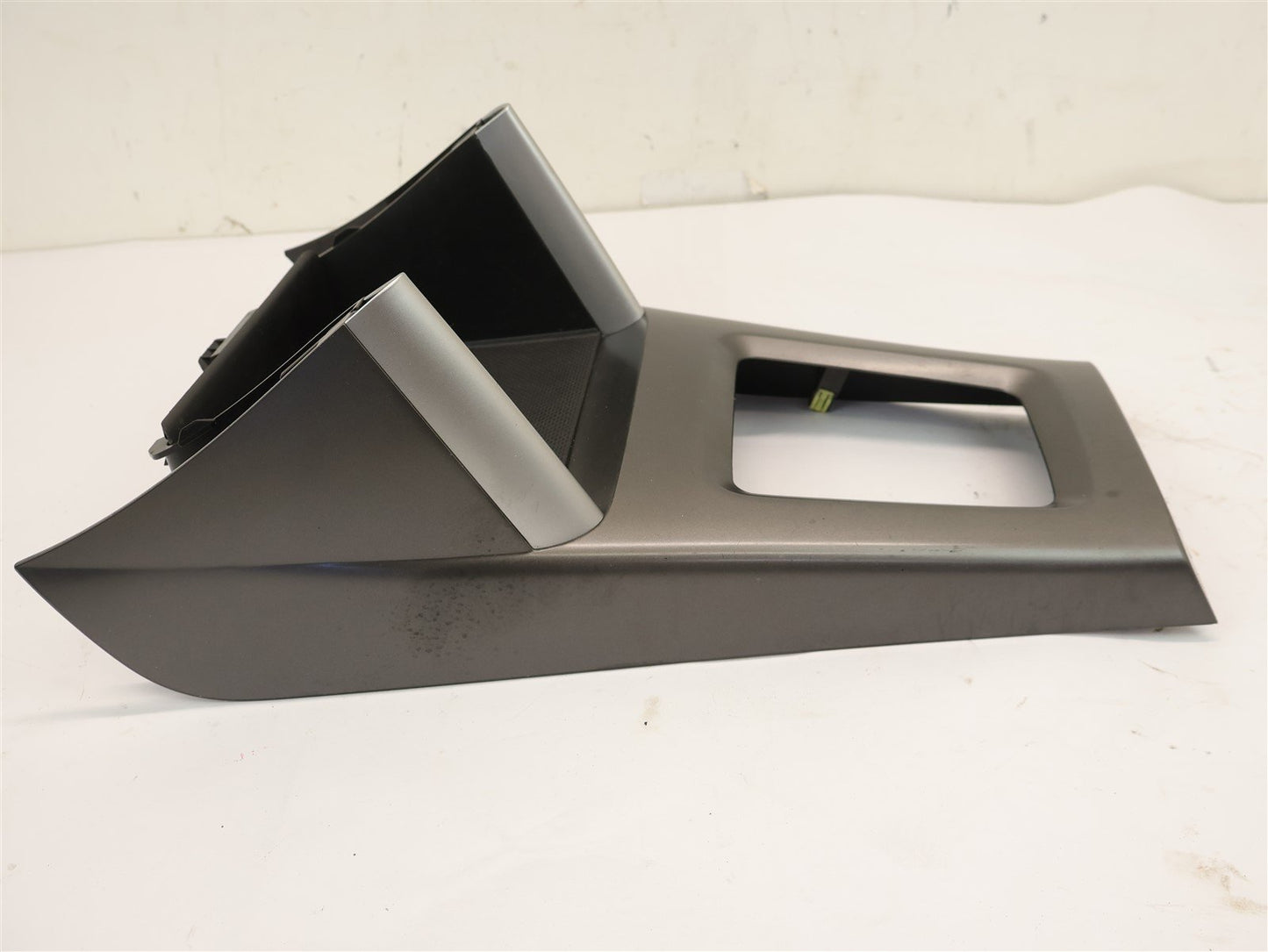 2011-2013 Subaru Forester Gear Selector Shifter Trim Auto Trans 11-13 92122SC020