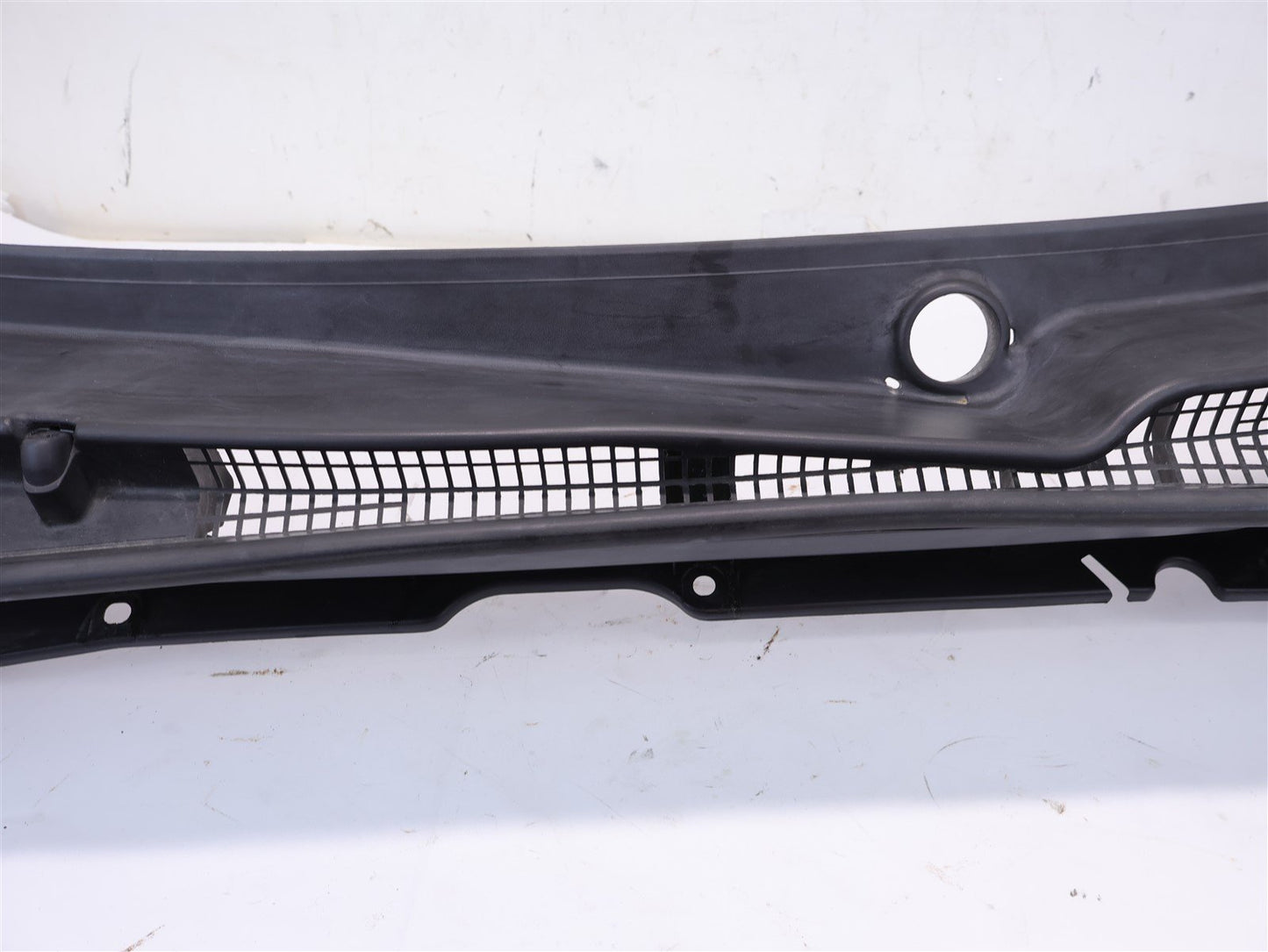 2009-2013 Subaru Forester Wiper Windshield Vent Cowl Trim Panel 09-13