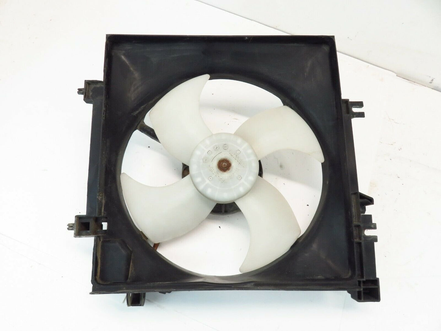 2009-2013 Subaru Forester Radiator Fan Motor Assembly LH Non-turbo 4 Blade 09-13