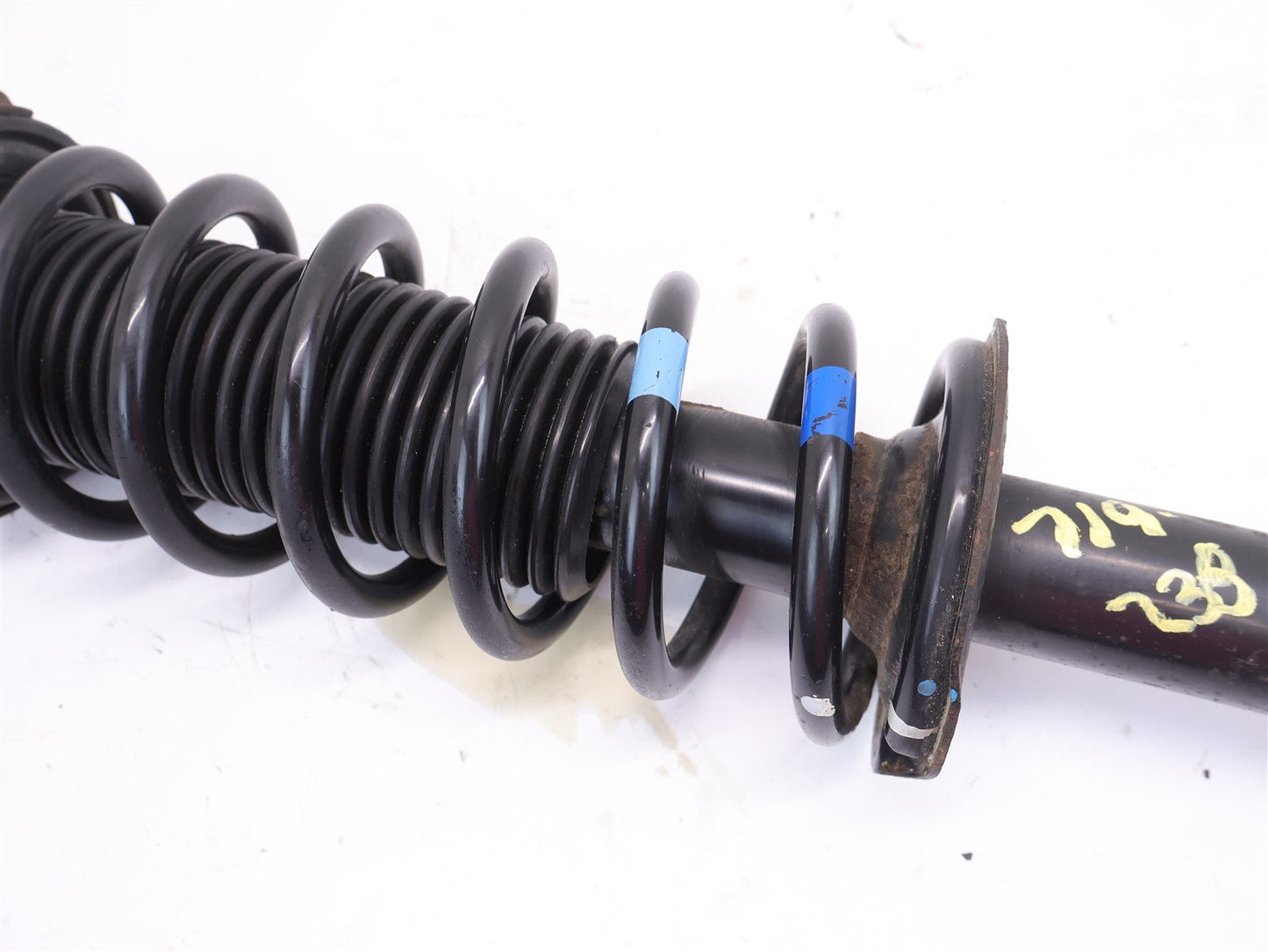 2009-2013 Subaru Forester Rear Strut Assembly Spring Passenger 20365SC050 OEM