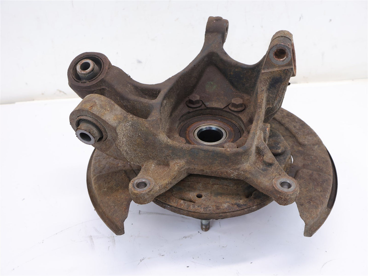 2010-2013 Subaru Forester Passenger Rear Spindle Knuckle Wheel 85k RH 10-13