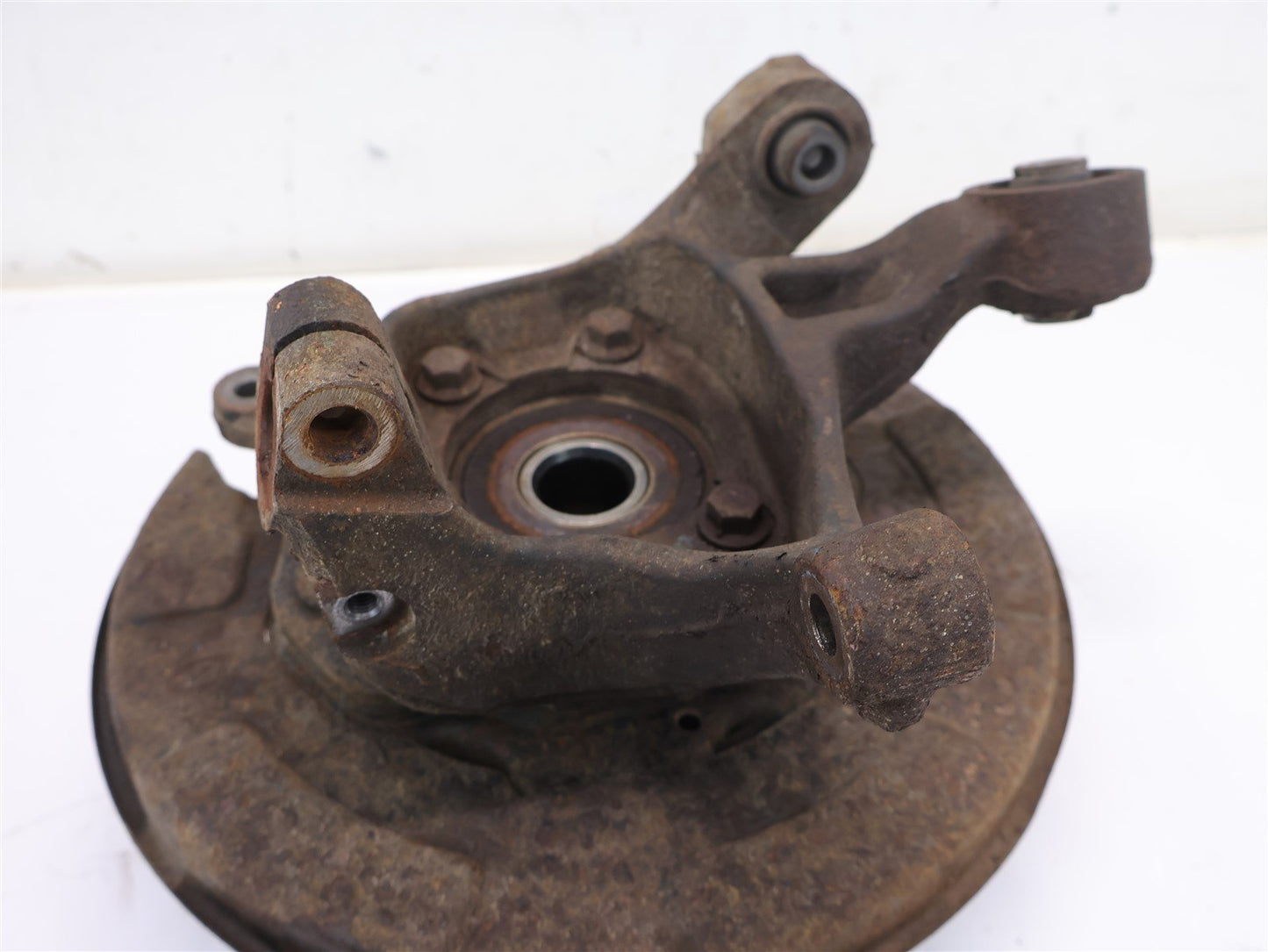 2010-2013 Subaru Forester Passenger Rear Spindle Knuckle Wheel 85k RH 10-13