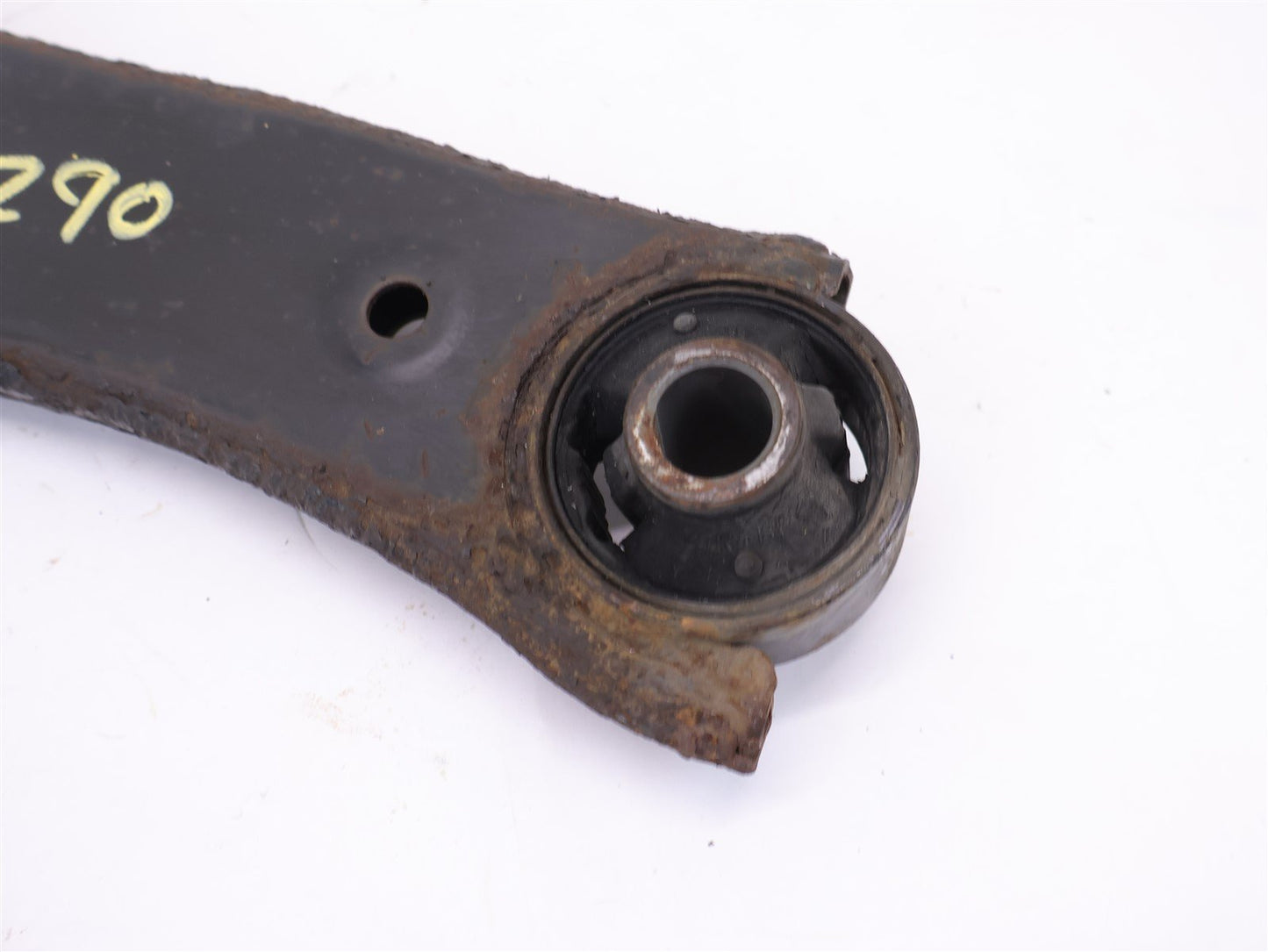 2009-2013 Subaru Forester Passenger Front Lower Control Arm RH Right OEM 09-13
