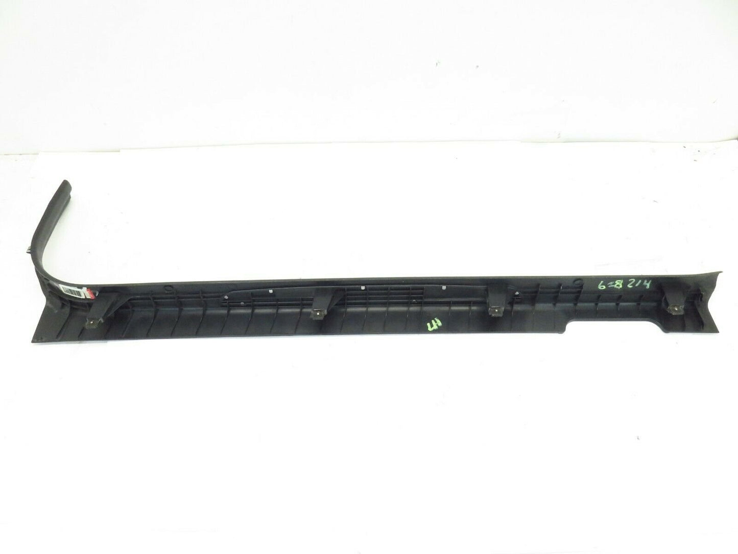 2009-2012 Hyundai Genesis Coupe Driver Door Sill LH Trim 85871-2M100 09-12