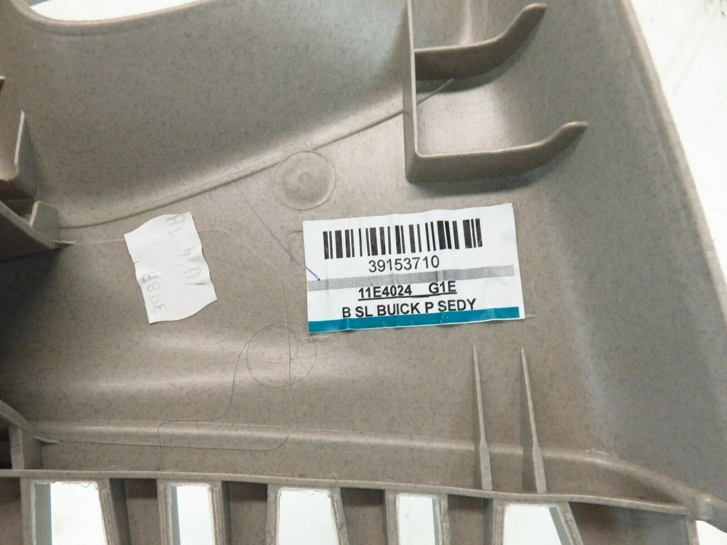 2018-2020 Buick Regal TourX Passenger Upper B Pillar Trim Cover RH Right OEM