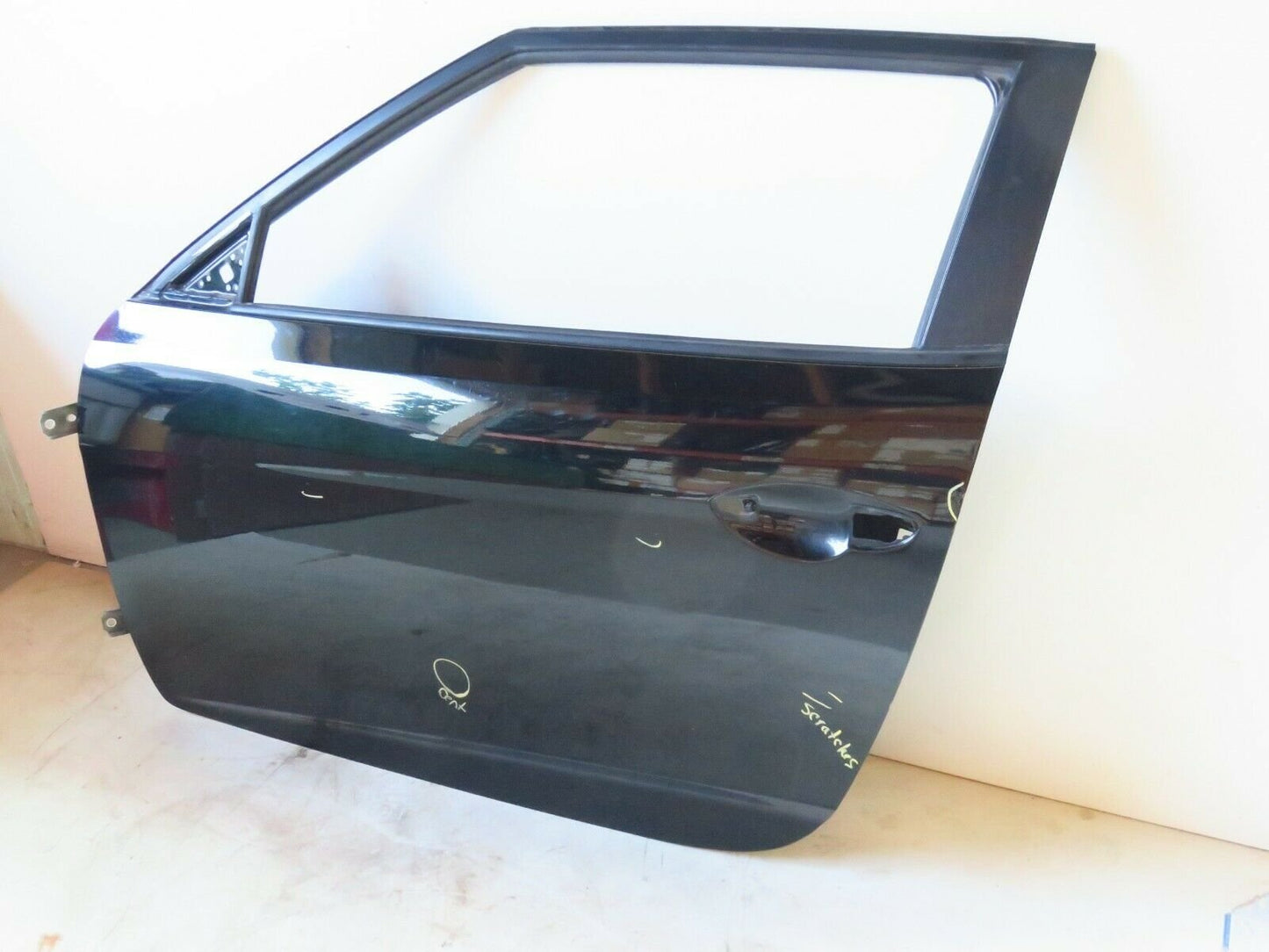 2013 Hyundai Veloster Driver Front Door Metal Roof LH 2012-2015 Black 629334