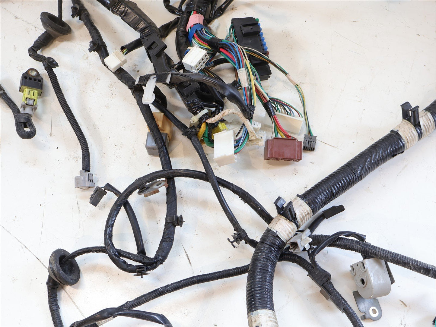 2013 Subaru XV Crosstrek Engine Bay Wiring Harness Compartment 81402FJ011 OEM 13