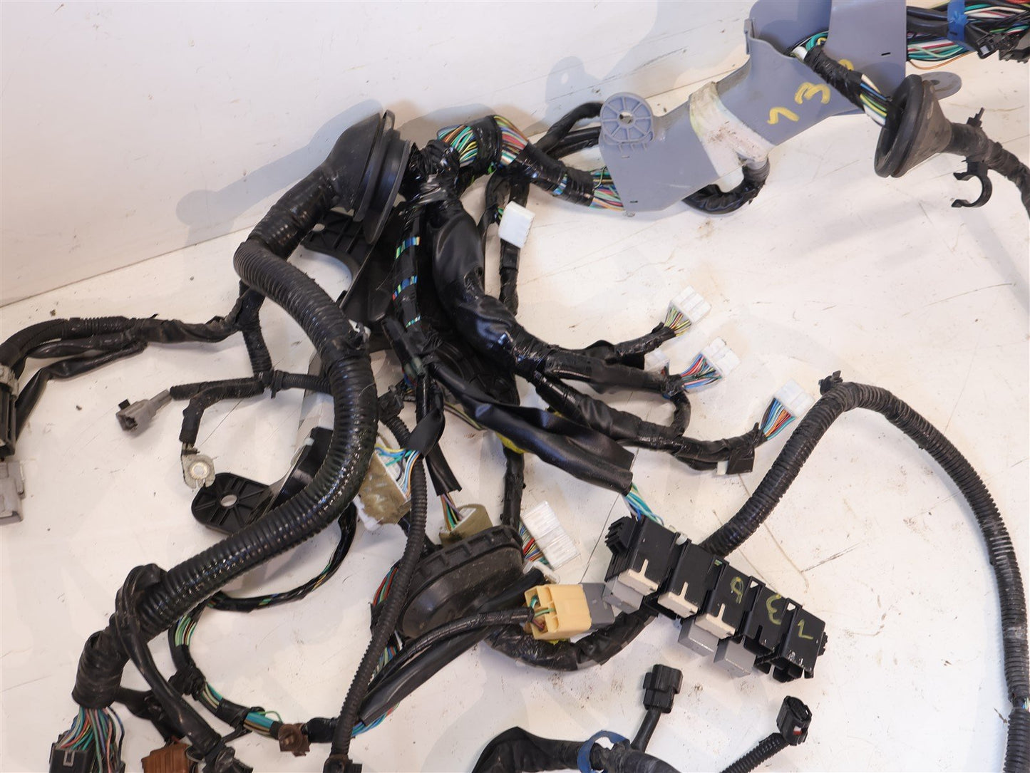 2013 Subaru XV Crosstrek Engine Bay Wiring Harness Compartment 81402FJ011 OEM 13