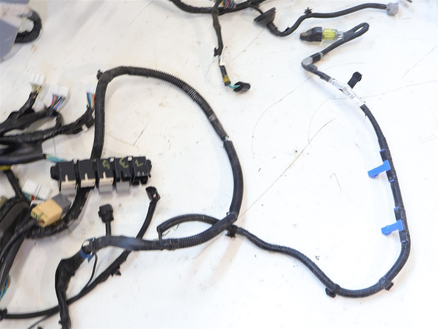 2013 Subaru XV Crosstrek Engine Bay Wiring Harness Compartment 81402FJ011 OEM 13