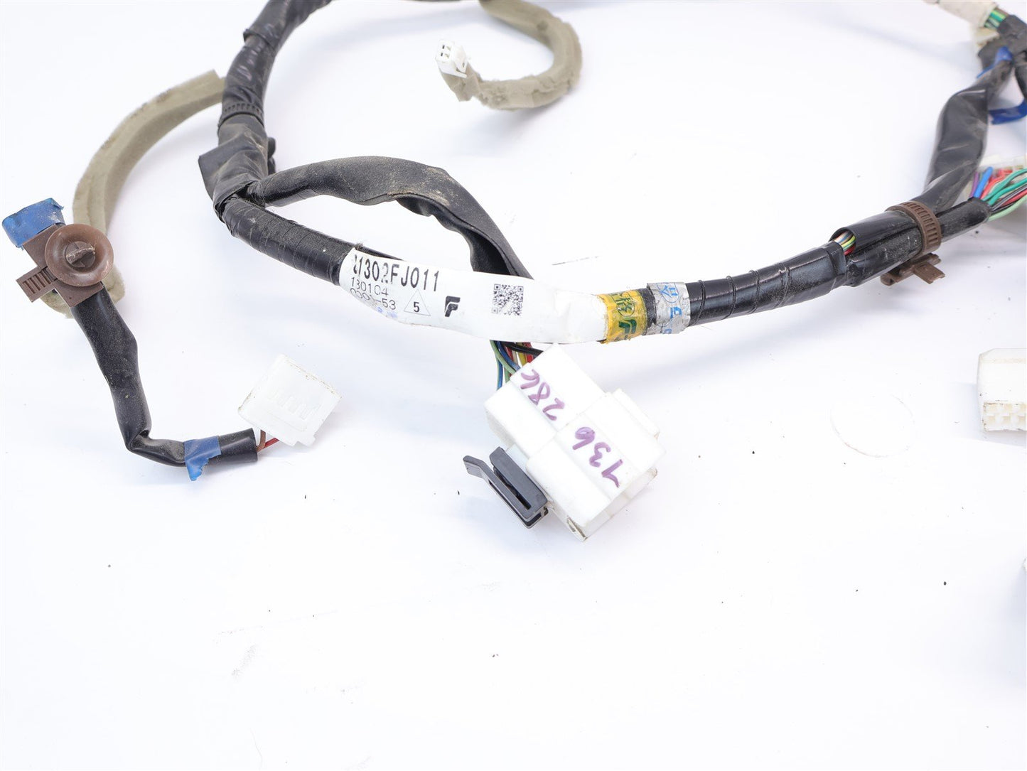 2013-2014 Subaru XV Crosstrek Dash Wiring Harness 81302FJ011 Instrument 13-14