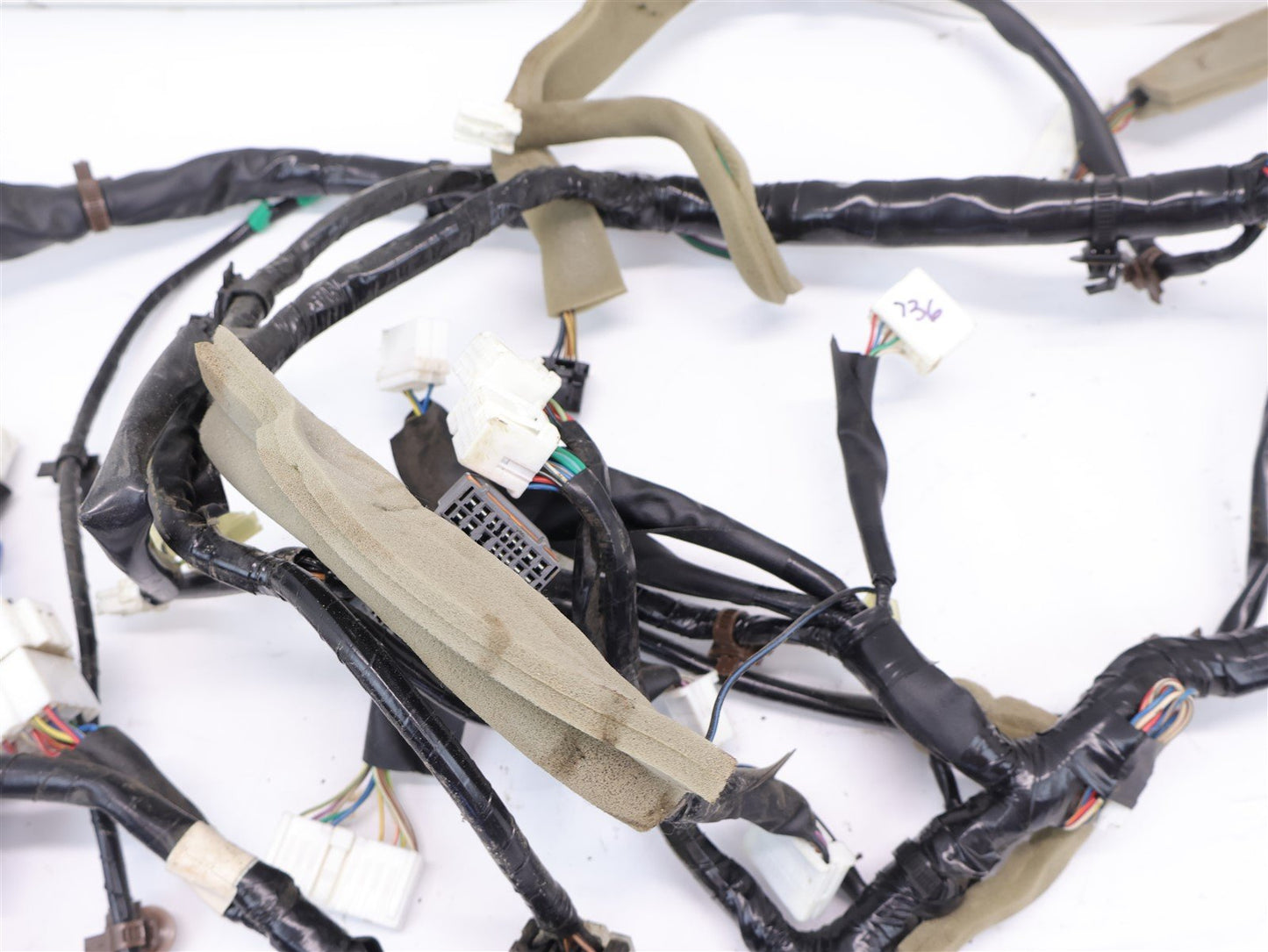 2013-2014 Subaru XV Crosstrek Dash Wiring Harness 81302FJ011 Instrument 13-14