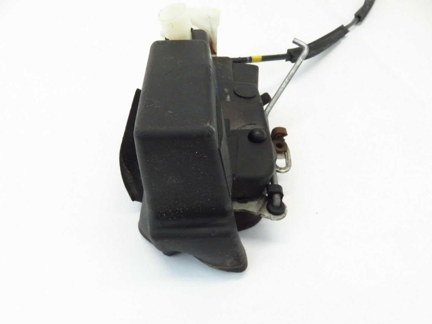 2006 Maserati Quattroporte Passenger Front Door Lock Actuator RH M139 03-12