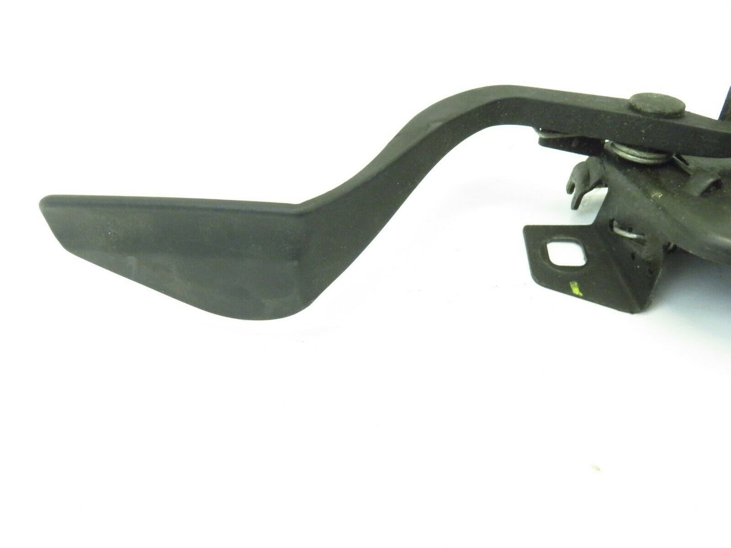 2006 Maserati Quattroporte Hood Lock Latch Catch Assembly 04-08 OEM M139