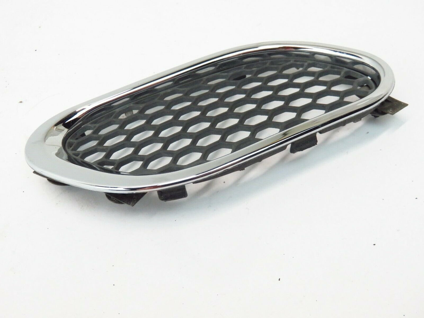 2003-2012 Maserati Quattroporte Fender Vent Grille Driver LH Front OEM 03-12