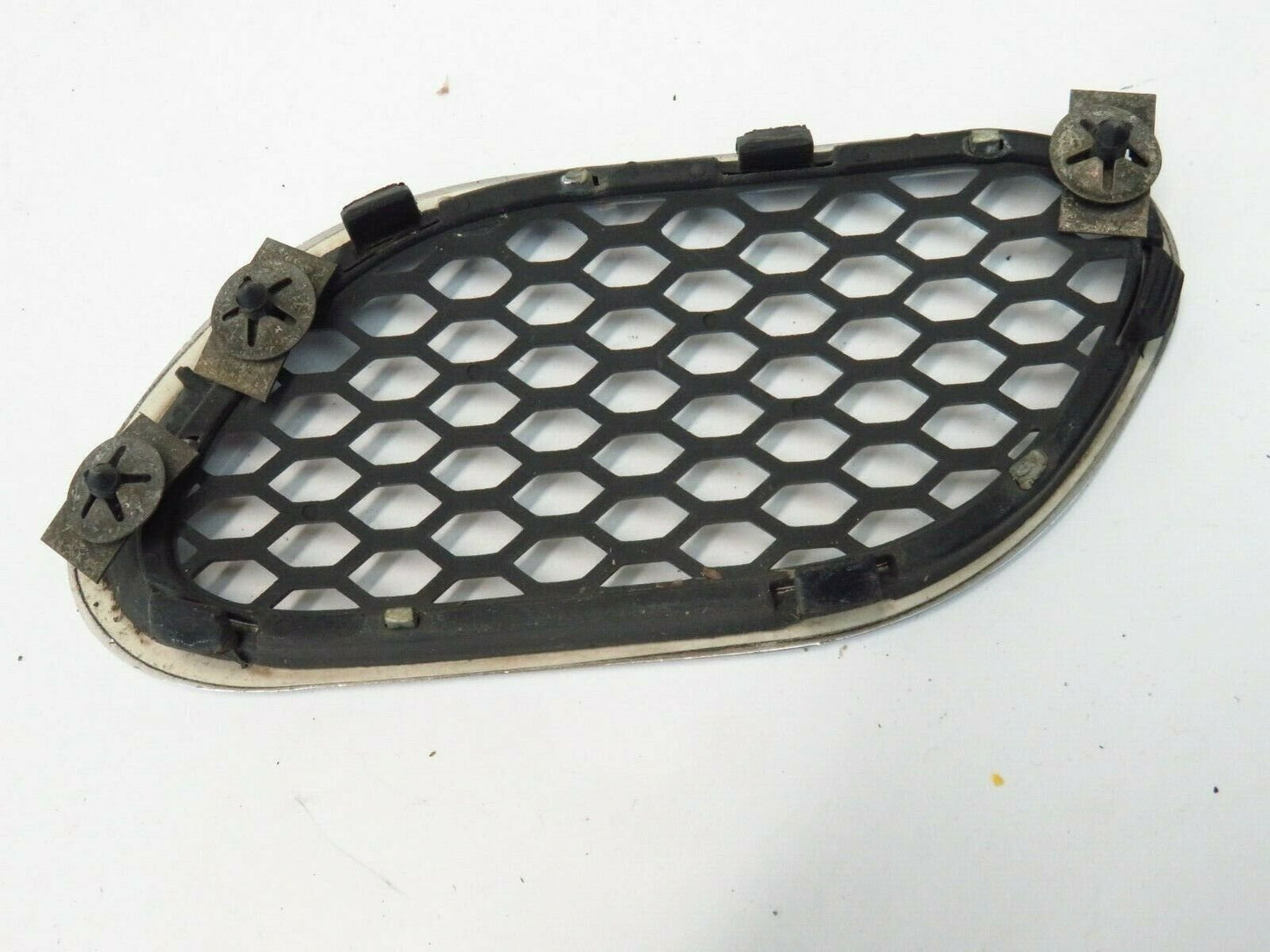 2003-2012 Maserati Quattroporte Fender Vent Grille Driver LH Front OEM 03-12