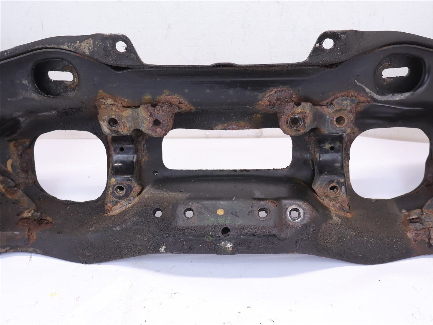 2005-2009 Subaru Legacy GT Front Subframe Engine Crade Crossmember 2.5L Turbo