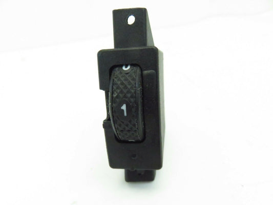 2006 Maserati Quattroporte Passenger Front Seat Heat Switch Roller RH 2003-2007