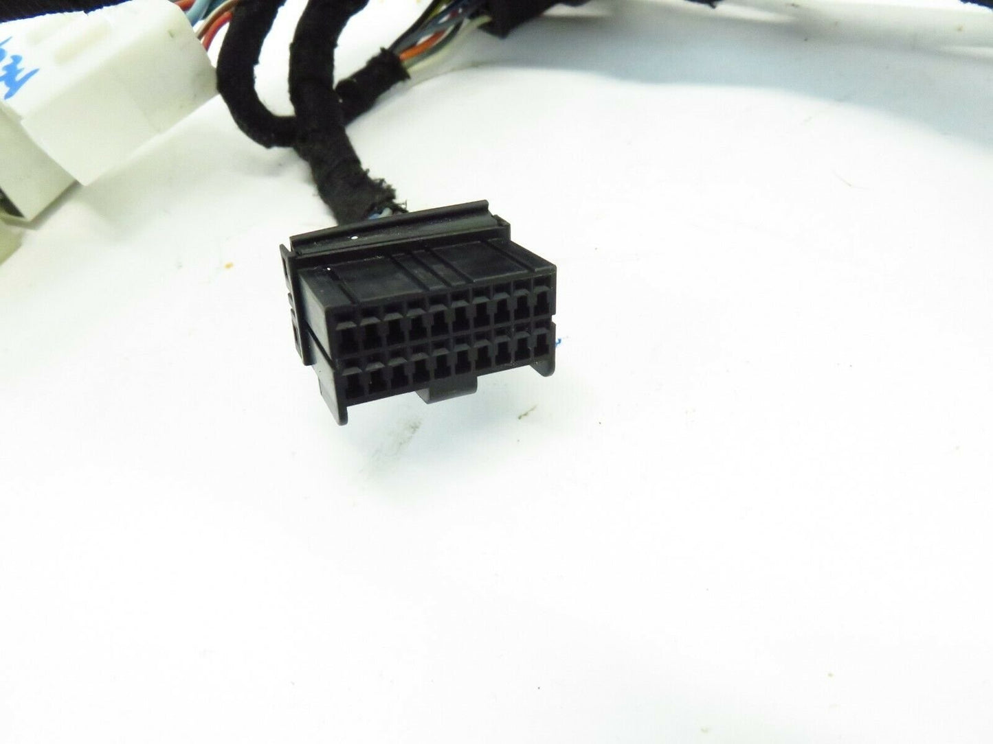 2006 Maserati Quattroporte Passenger Front Seat Wiring Harness RH 30888705 03-07