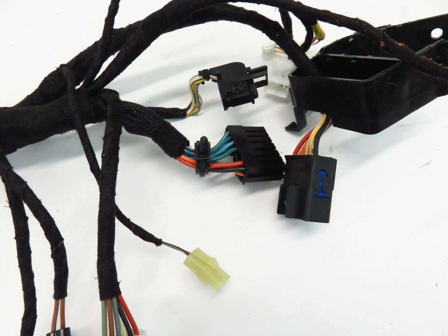2006 Maserati Quattroporte Passenger Front Seat Wiring Harness RH 30888705 03-07
