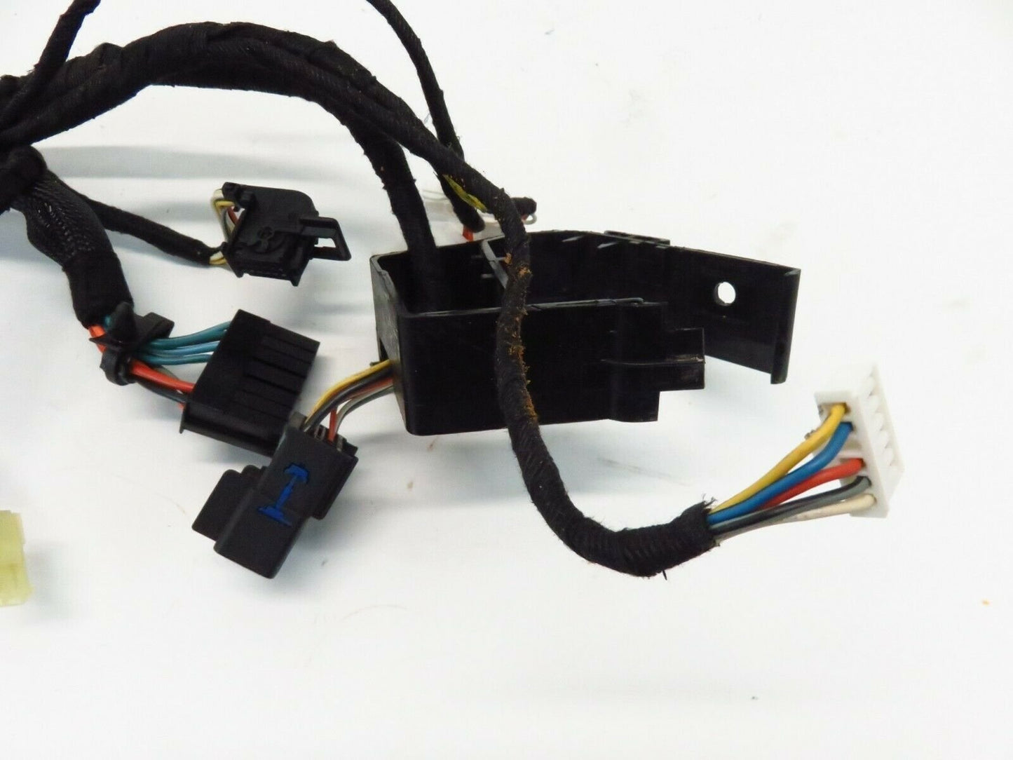 2006 Maserati Quattroporte Passenger Front Seat Wiring Harness RH 30888705 03-07