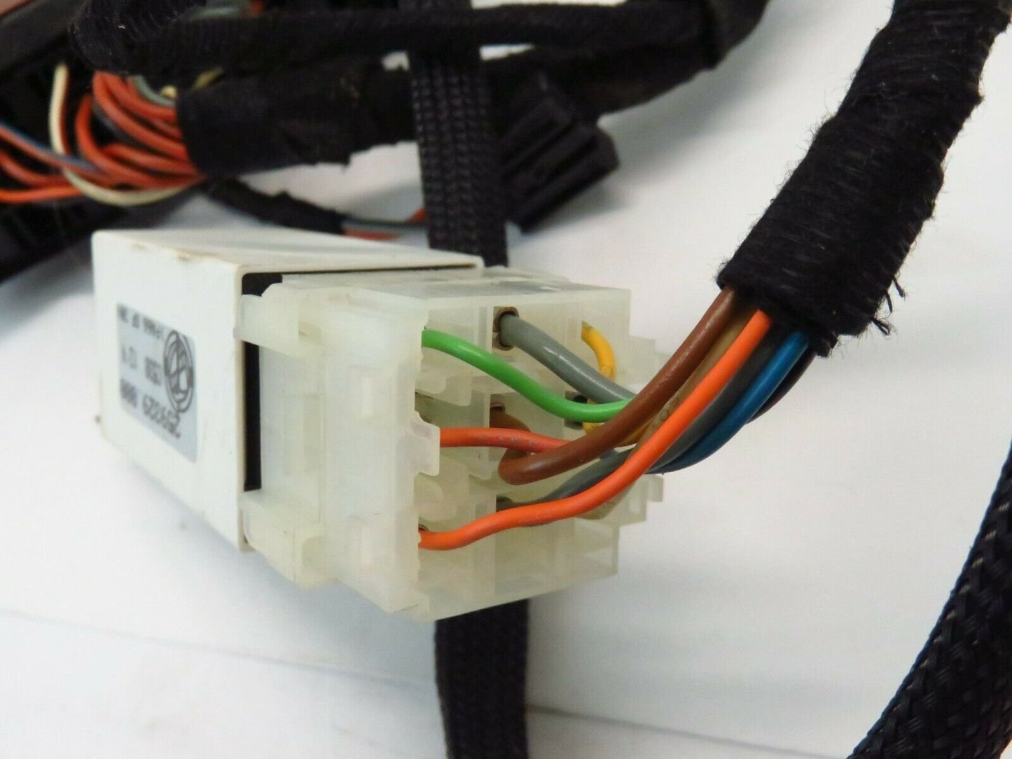 2006 Maserati Quattroporte Driver Rear Seat Wiring Harness 30808105 LH 06-2008