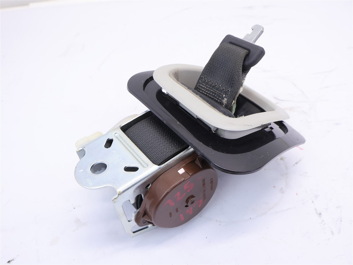 2013-2014 Subaru Outback Center Rear Seat Belt Assembly Middle Black 13-14