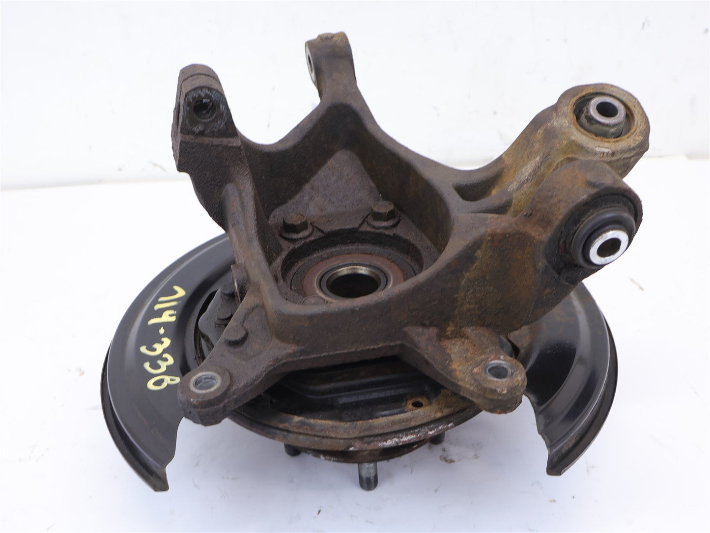 2010-2014 Subaru Legacy & Outback Driver Rear Spindle Knuckle Assembly LH 635208