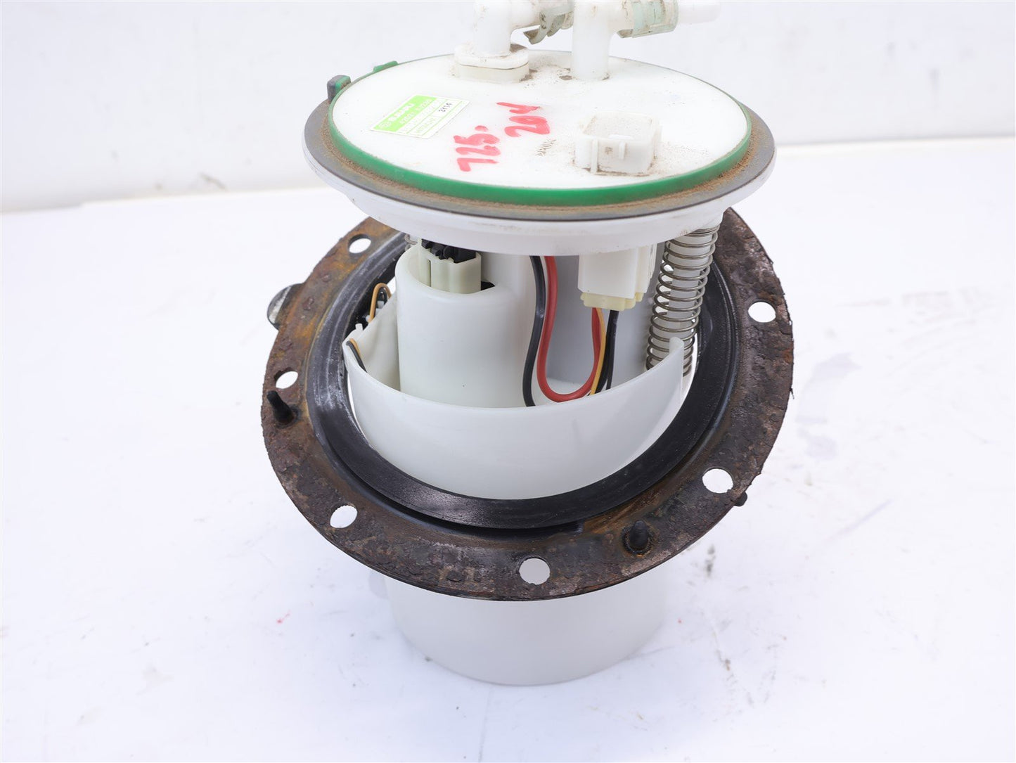 2013-2014 Subaru Legacy & Outback Fuel Pump Assembly 42021AJ230 2.5L OEM 13-14