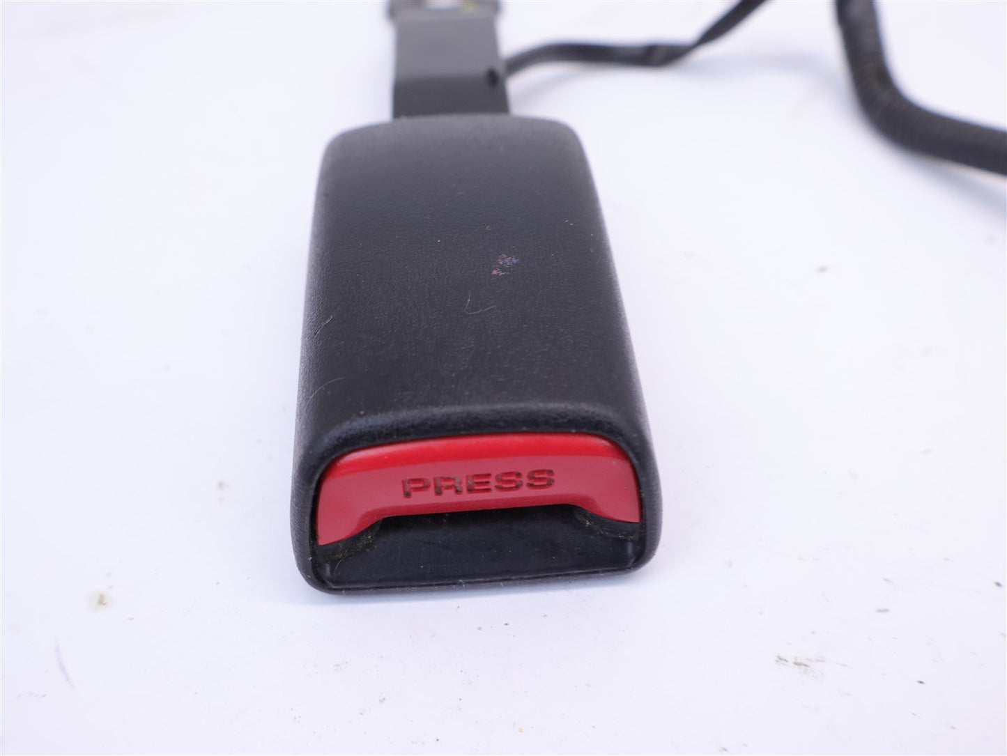 2013-2014 Subaru Legacy Outback Passenger Front Seat Belt Buckle Black RH 13-14