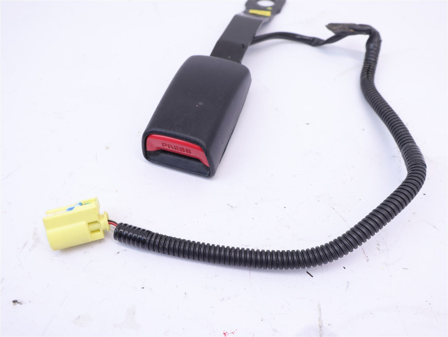 2013-2014 Subaru Legacy Outback Passenger Front Seat Belt Buckle Black RH 13-14