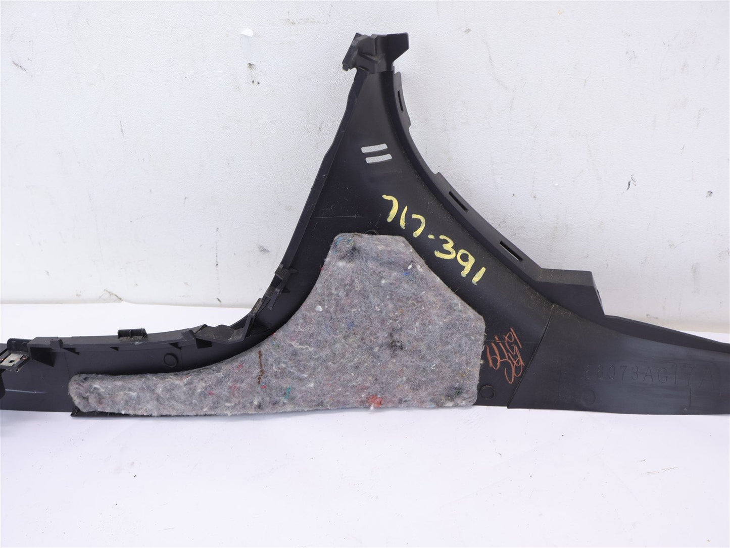 2008-2009 Subaru Legacy GT Driver Side Center Console Trim Panel LH 66073AG17A