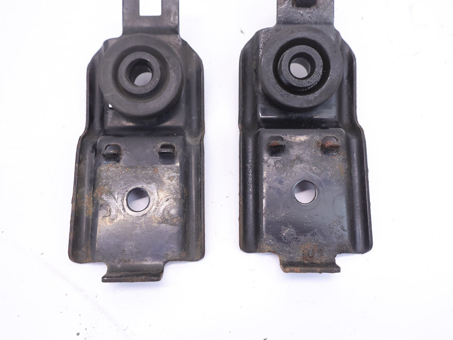 2006-2007 Subaru Impreza WRX Radiator Tab Brackets Bracket Set Mount LH RH 06-07