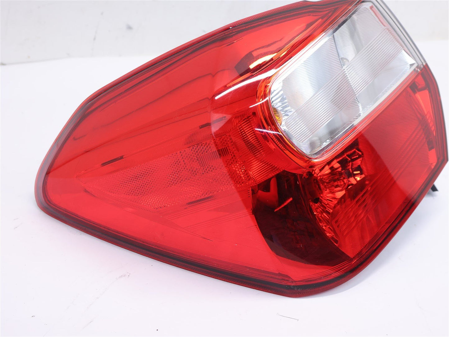 13-17 Subaru XV Crosstrek Driver Tail Light Lamp LH Left Side 2013-2017