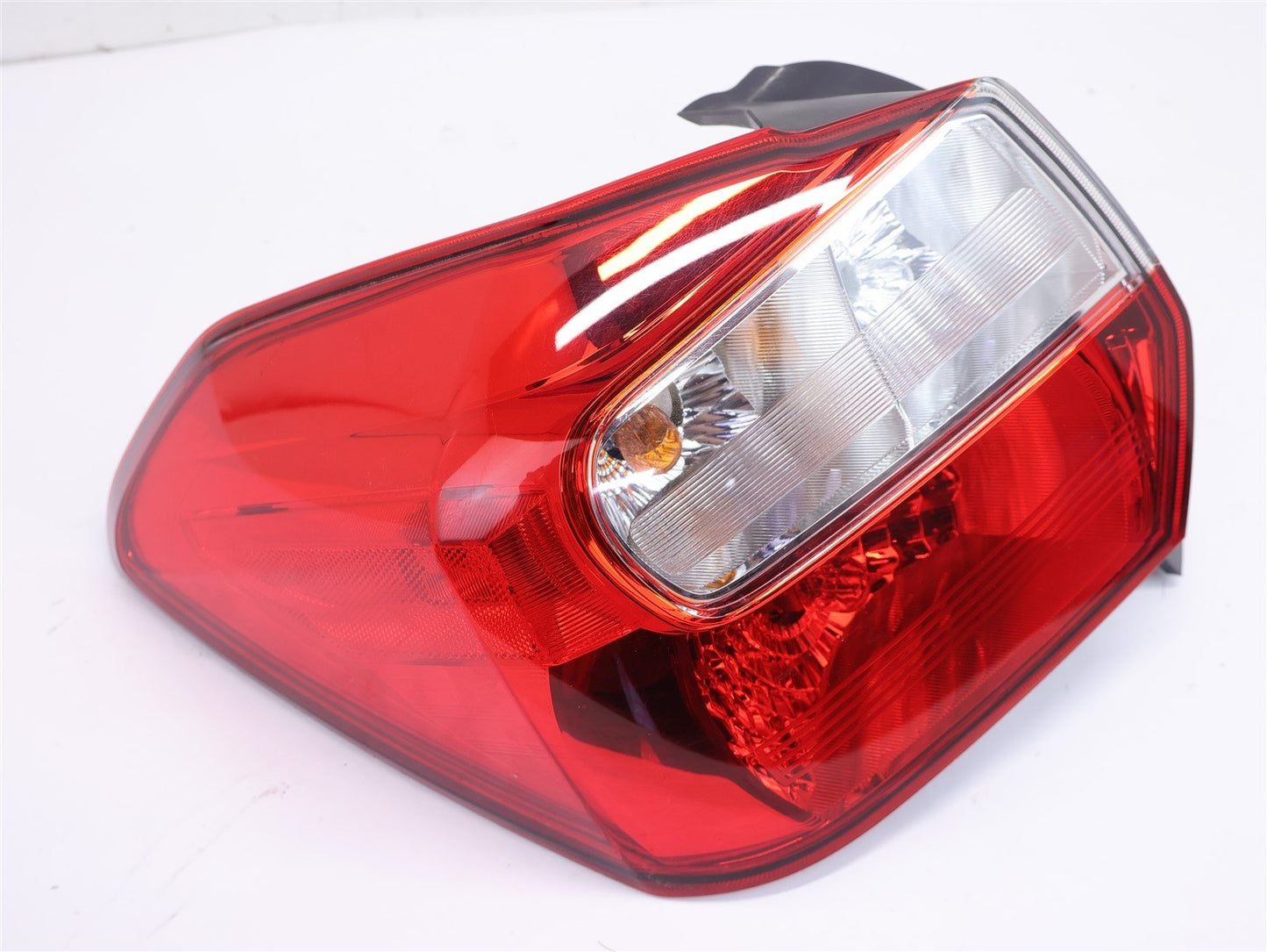 13-17 Subaru XV Crosstrek Driver Tail Light Lamp LH Left Side 2013-2017