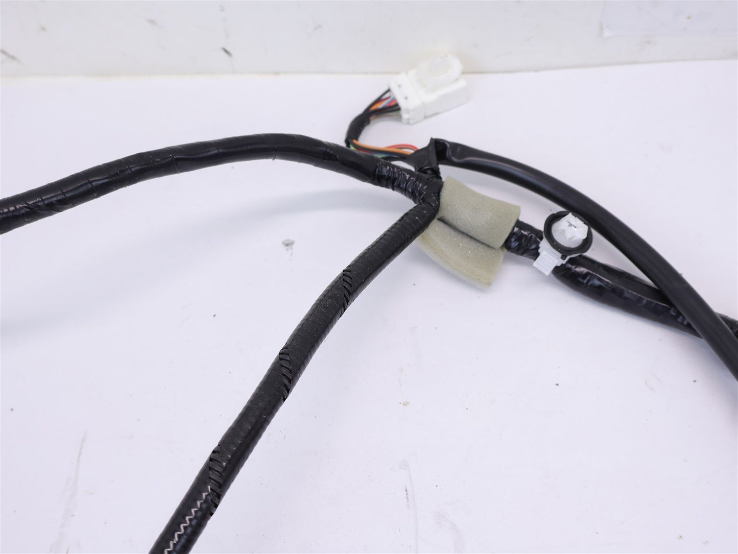 2016-2017 Subaru Crosstrek Passenger Front Door Wiring Harness RH 81821FJ290